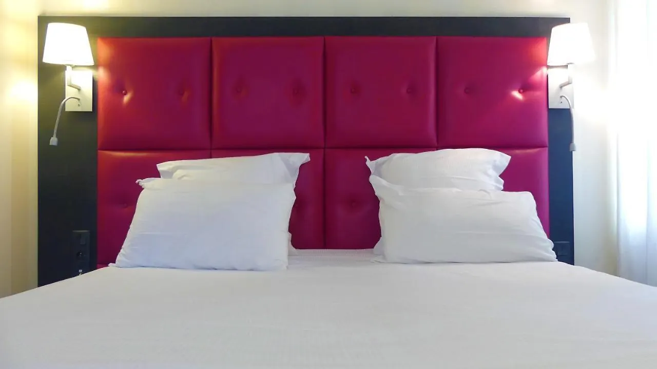 Logis Hotel Saint Guirec Et De La Plage Perros-Guirec