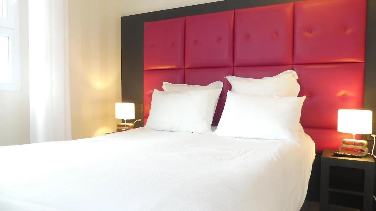 Logis Hotel Saint Guirec Et De La Plage Perros-Guirec