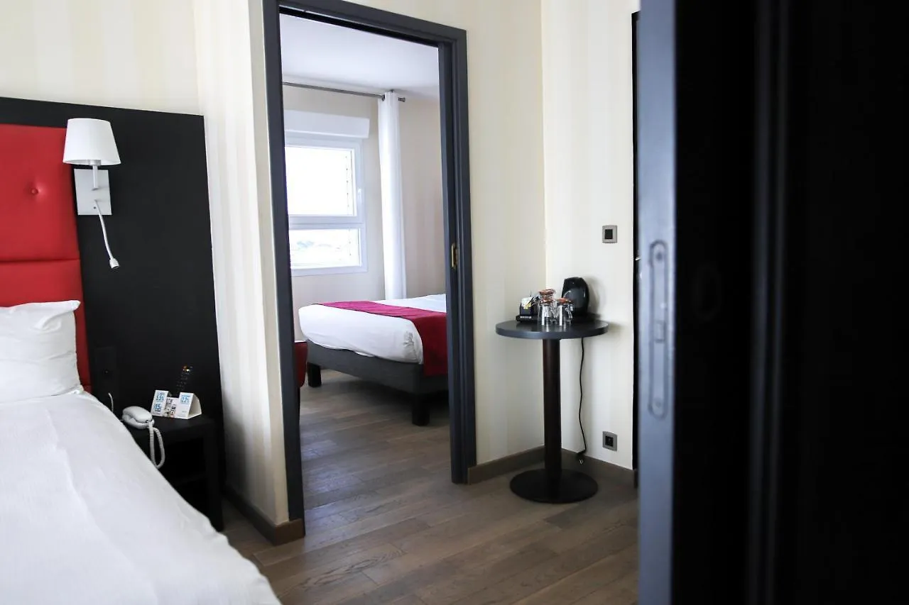 Logis Hotel Saint Guirec Et De La Plage Perros-Guirec 2*,  Francie