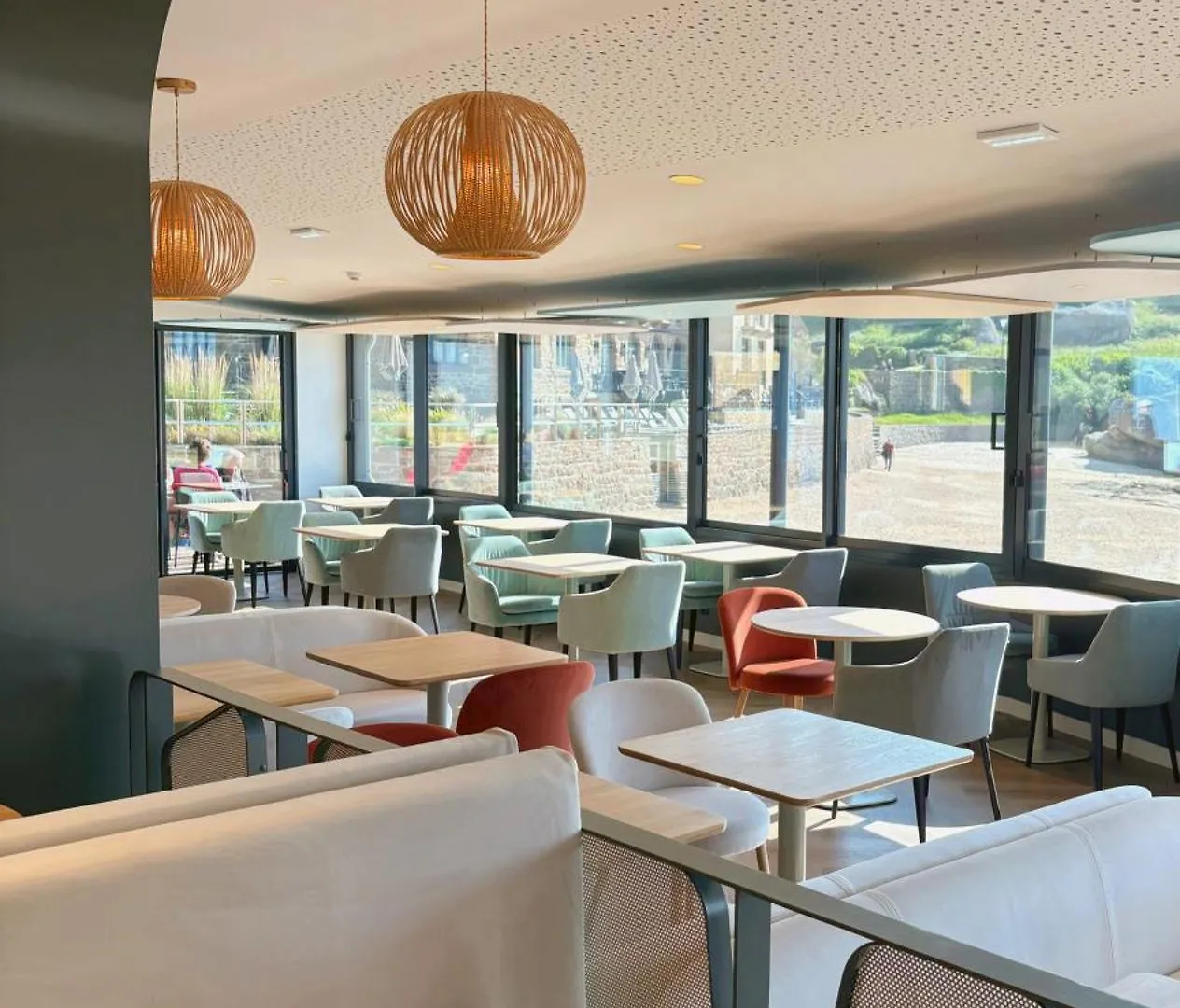Logis Hotel Saint Guirec Et De La Plage Perros-Guirec
