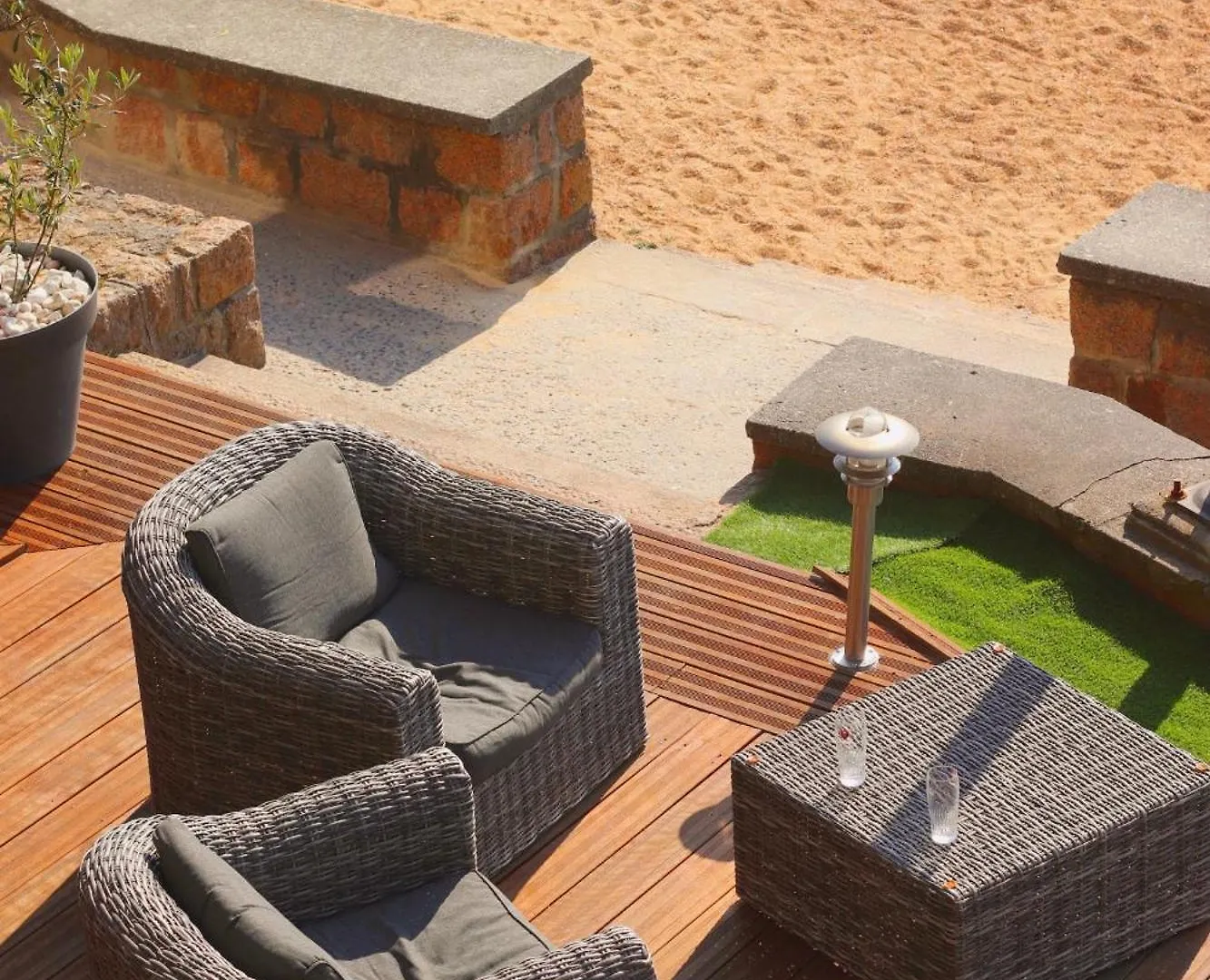 Logis Hotel Saint Guirec Et De La Plage Perros-Guirec