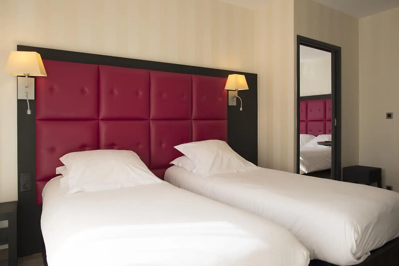 Logis Hotel Saint Guirec Et De La Plage Perros-Guirec