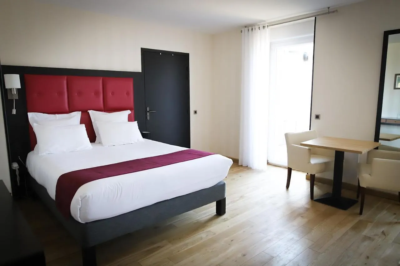Logis Hotel Saint Guirec Et De La Plage Perros-Guirec
