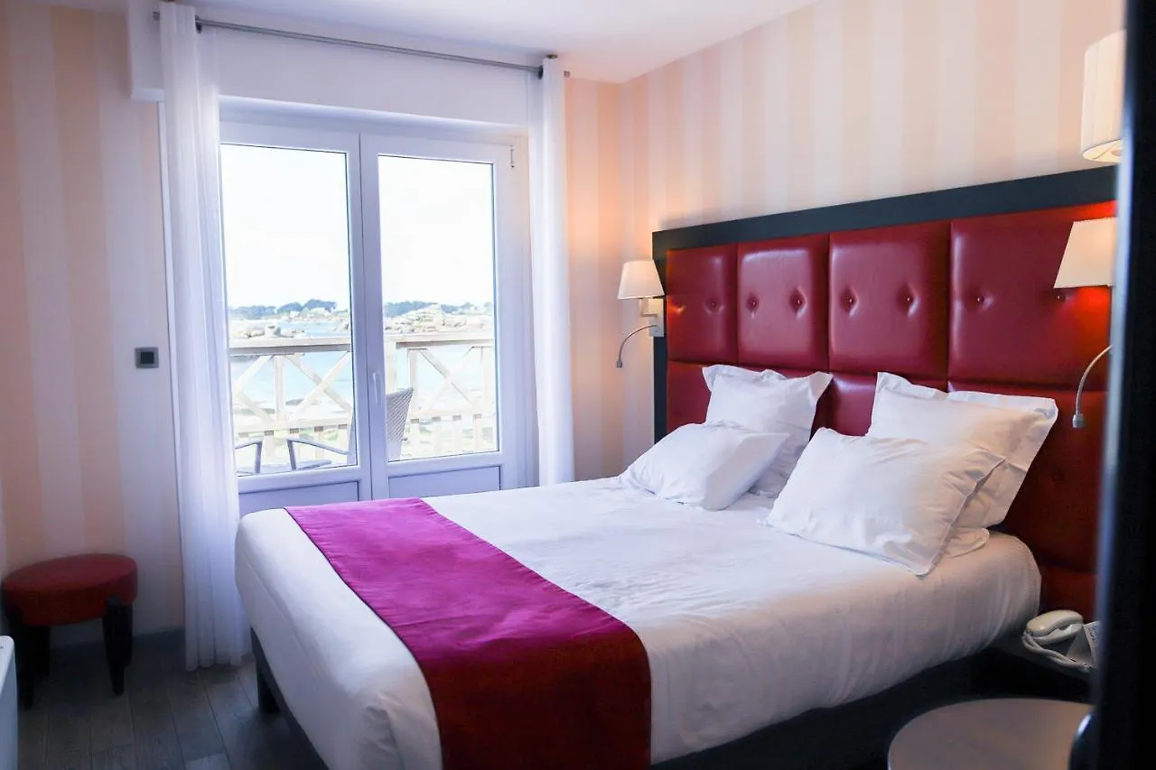 Logis Hotel Saint Guirec Et De La Plage Perros-Guirec
