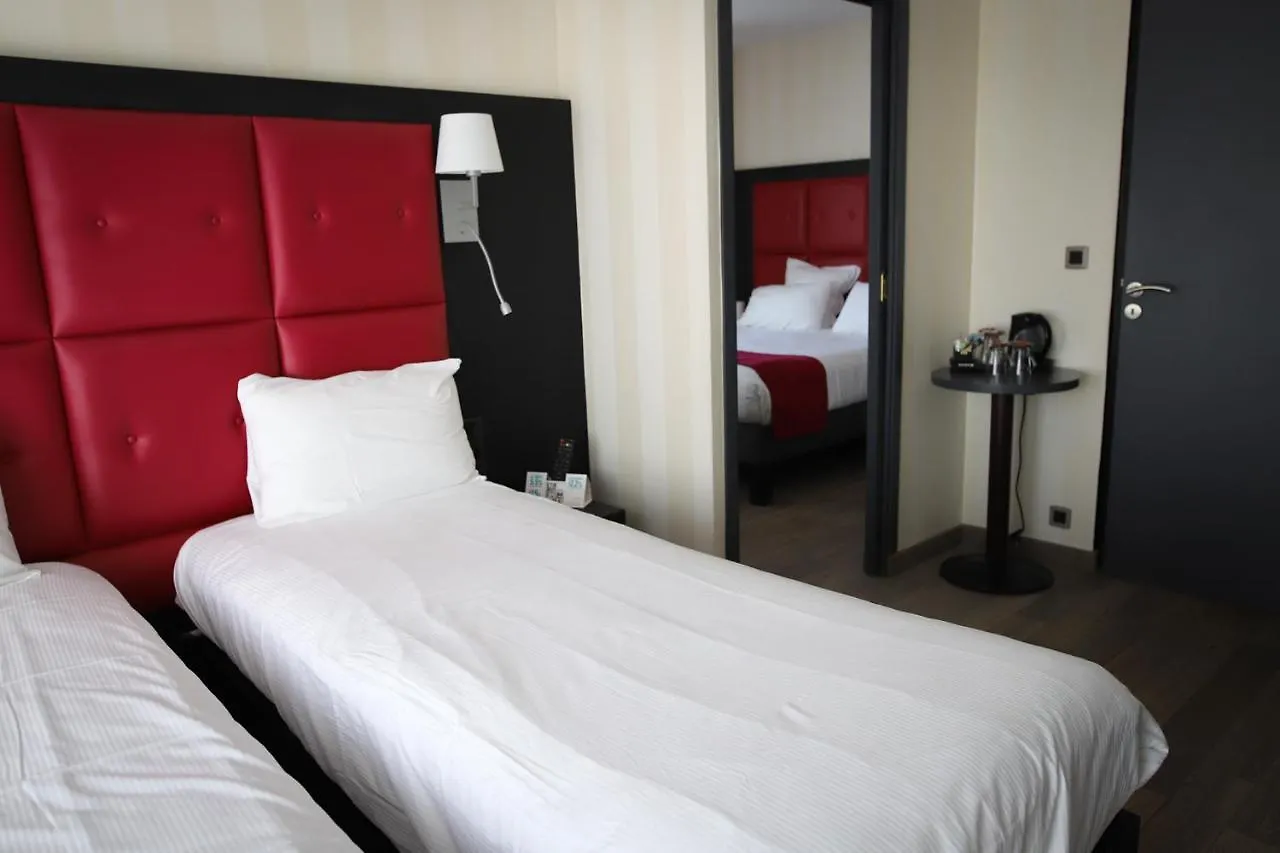 Logis Hotel Saint Guirec Et De La Plage Perros-Guirec Frankrig